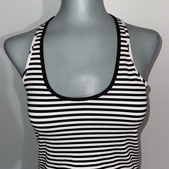 Lululemon SeaWheeze 2015 Cool Racerback Tank - Picture 4 of 11